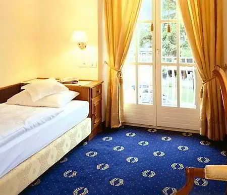Hotel Elephant